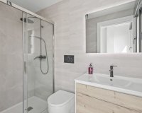 Resale - Apartament  - Torrevieja - Playa del Cura