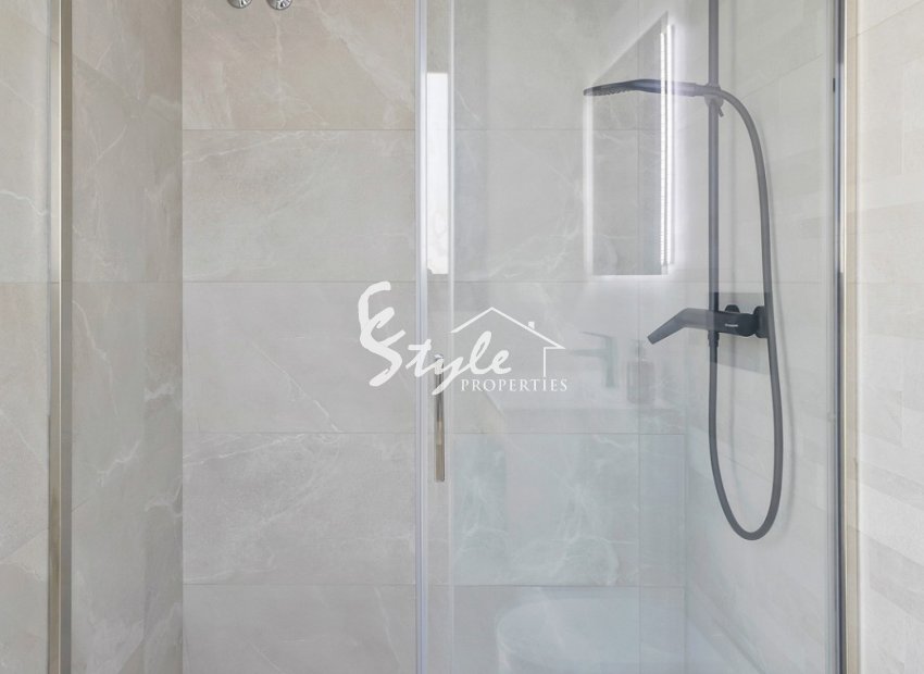Resale - Apartament  - Torrevieja - Playa del Cura