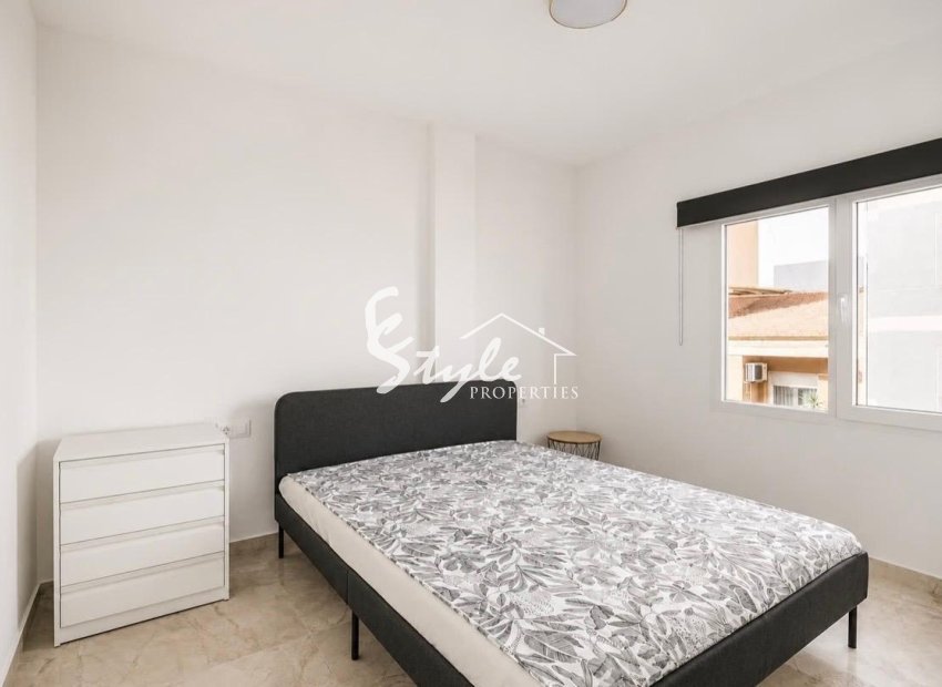 Resale - Apartament  - Torrevieja - Playa del Cura