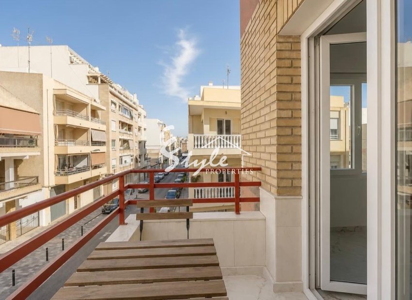Resale - Apartament  - Torrevieja - Playa del Cura
