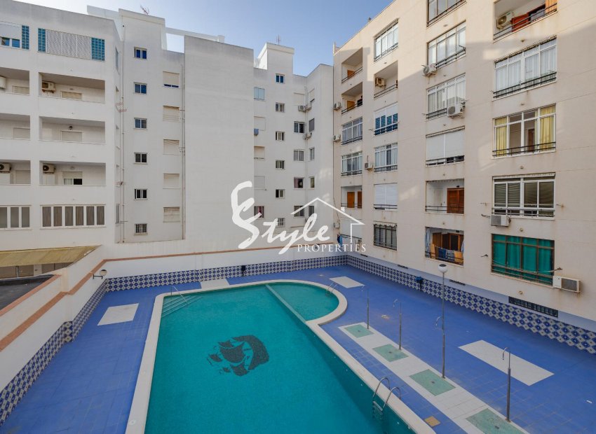 Resale - Apartament  - Torrevieja - Playa del Cura