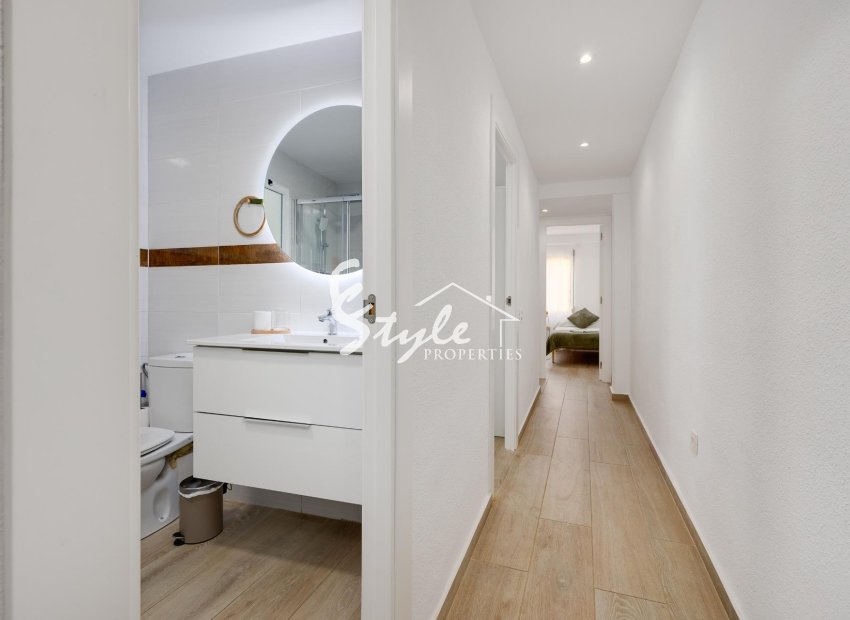 Resale - Apartament  - Torrevieja - Playa del Cura