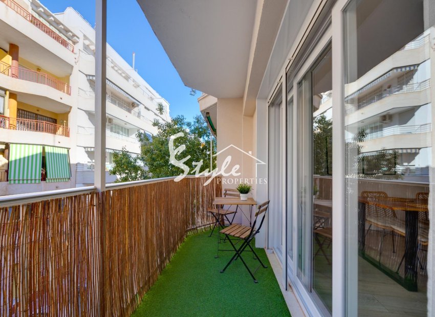 Resale - Apartament  - Torrevieja - Playa del Cura