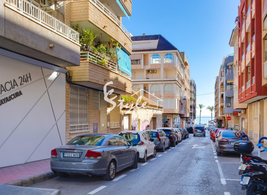 Resale - Apartament  - Torrevieja - Playa del Cura