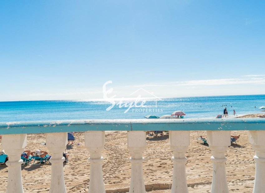 Resale - Apartament  - Torrevieja - Playa del Cura