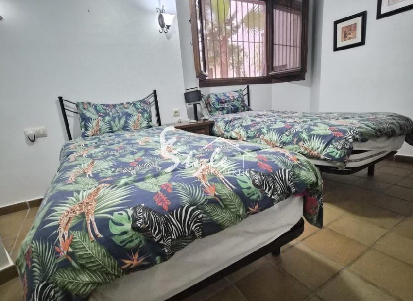 Resale - Apartament  - Torrevieja - Punta Prima