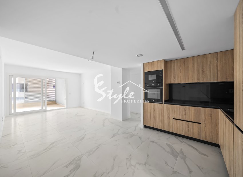 Resale - Apartament  - Torrevieja - Punta Prima