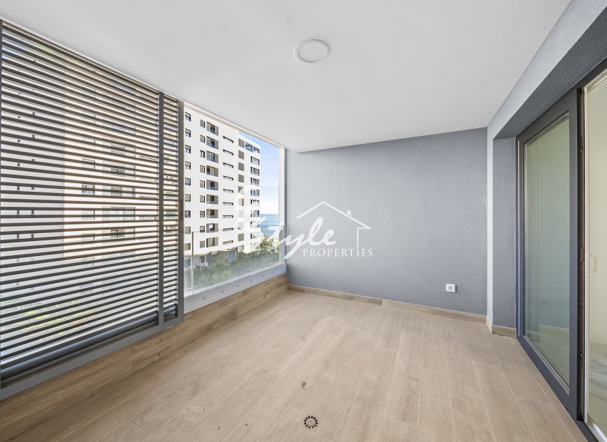 Resale - Apartament  - Torrevieja - Punta Prima