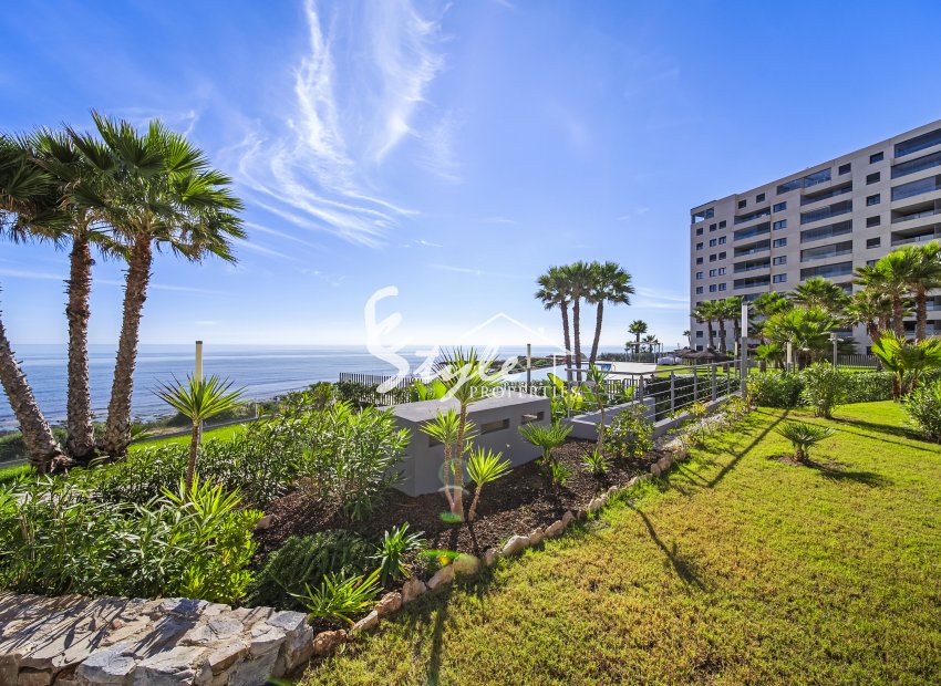 Resale - Apartament  - Torrevieja - Punta Prima