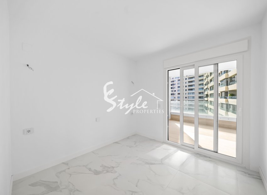 Resale - Apartament  - Torrevieja - Punta Prima