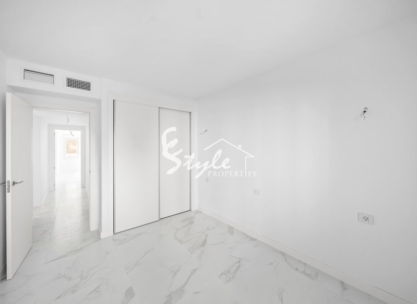 Resale - Apartament  - Torrevieja - Punta Prima
