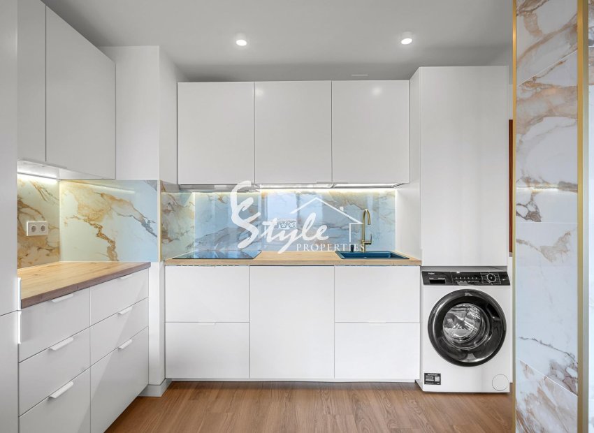 Resale - Apartament  - Torrevieja - Punta Prima