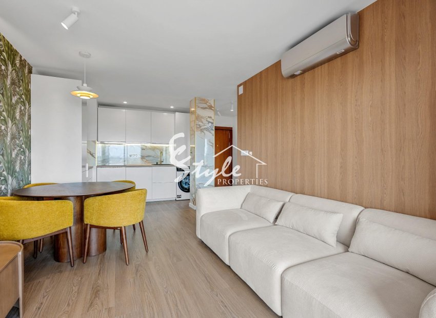 Resale - Apartament  - Torrevieja - Punta Prima