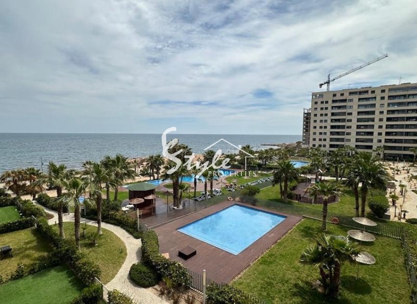 Resale - Apartament  - Torrevieja - Punta Prima