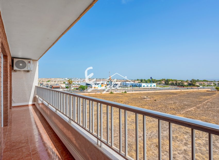 Resale - Apartament  - Torrevieja - Punta Prima