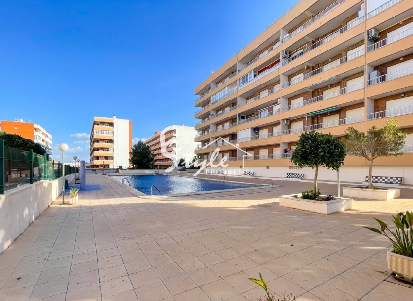 Resale - Apartament  - Torrevieja - Punta Prima