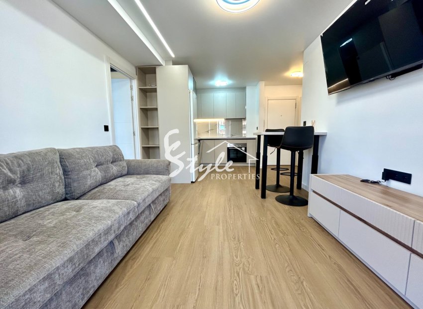 Resale - Apartament  - Torrevieja - Punta Prima