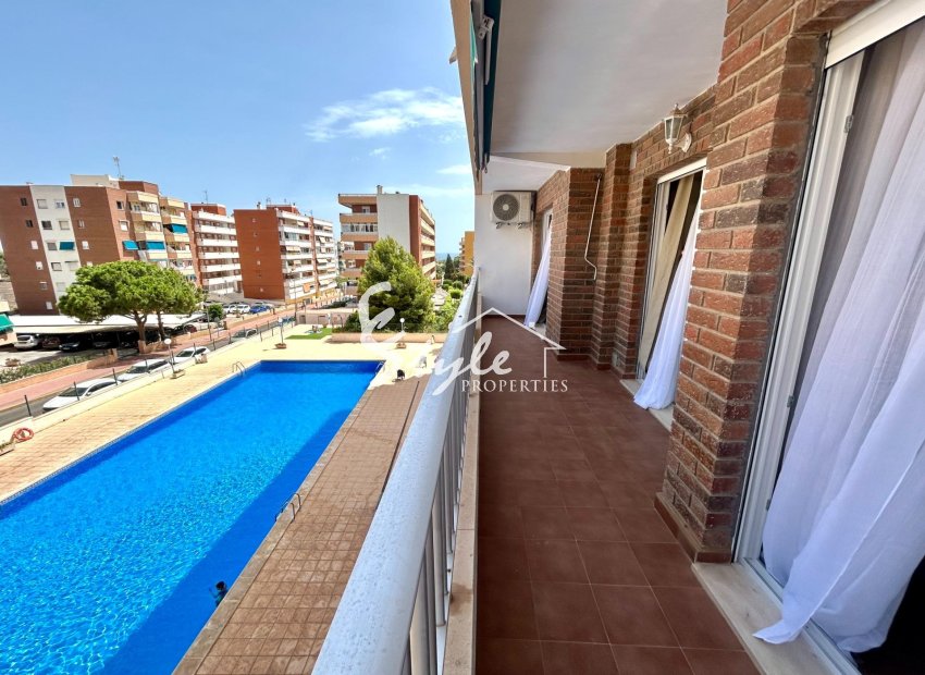 Resale - Apartament  - Torrevieja - Punta Prima