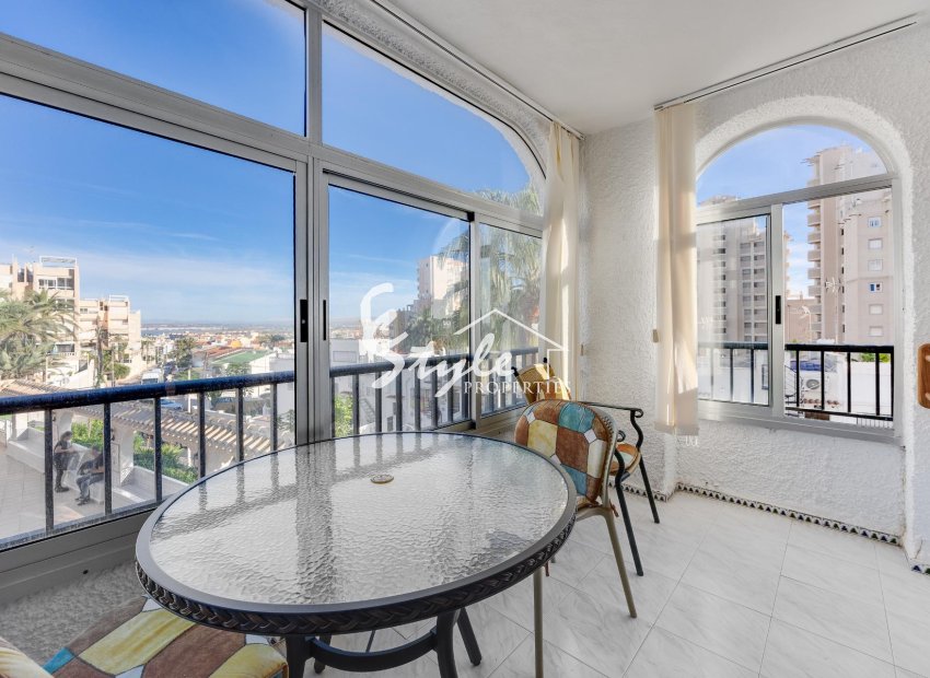 Resale - Apartament  - Torrevieja - Sector 25
