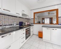 Resale - Apartament  - Torrevieja - Sector 25