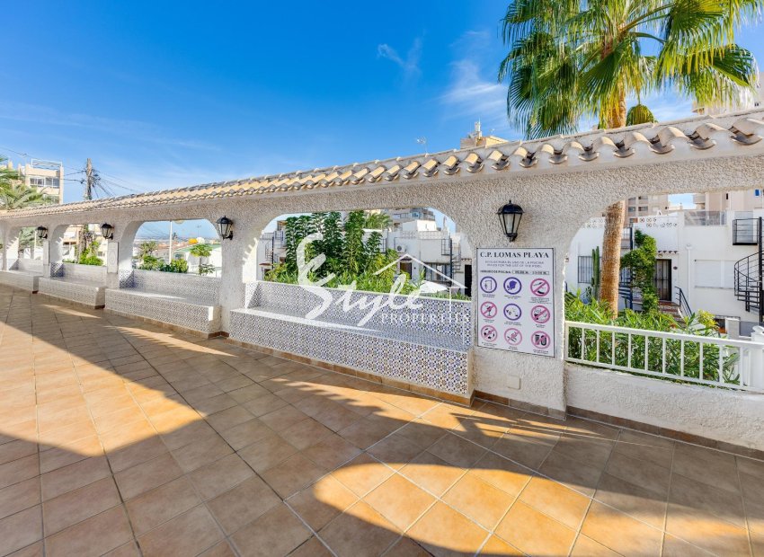 Resale - Apartament  - Torrevieja - Sector 25