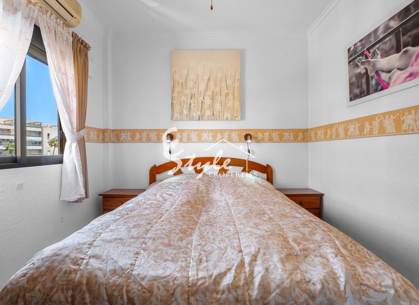Resale - Apartament  - Torrevieja - Torrevieja - Aguas Nuevas