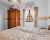 Resale - Apartament  - Torrevieja - Torrevieja - Aguas Nuevas