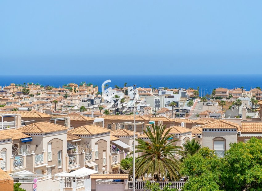 Resale - Apartament  - Torrevieja - Torrevieja - Aguas Nuevas