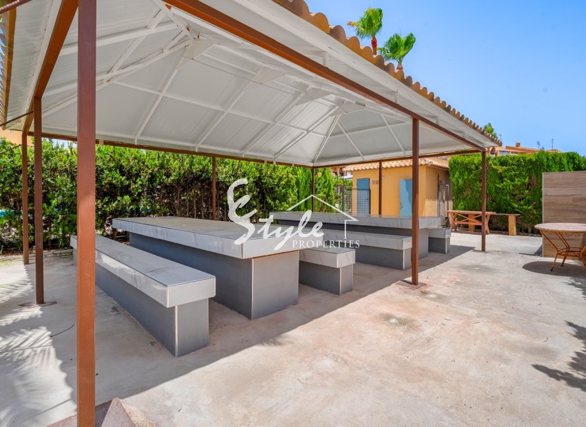Resale - Apartament  - Torrevieja - Torrevieja - Aguas Nuevas