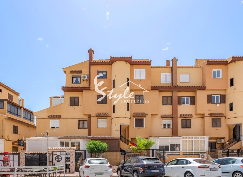 Resale - Apartament  - Torrevieja - Torrevieja - Aguas Nuevas