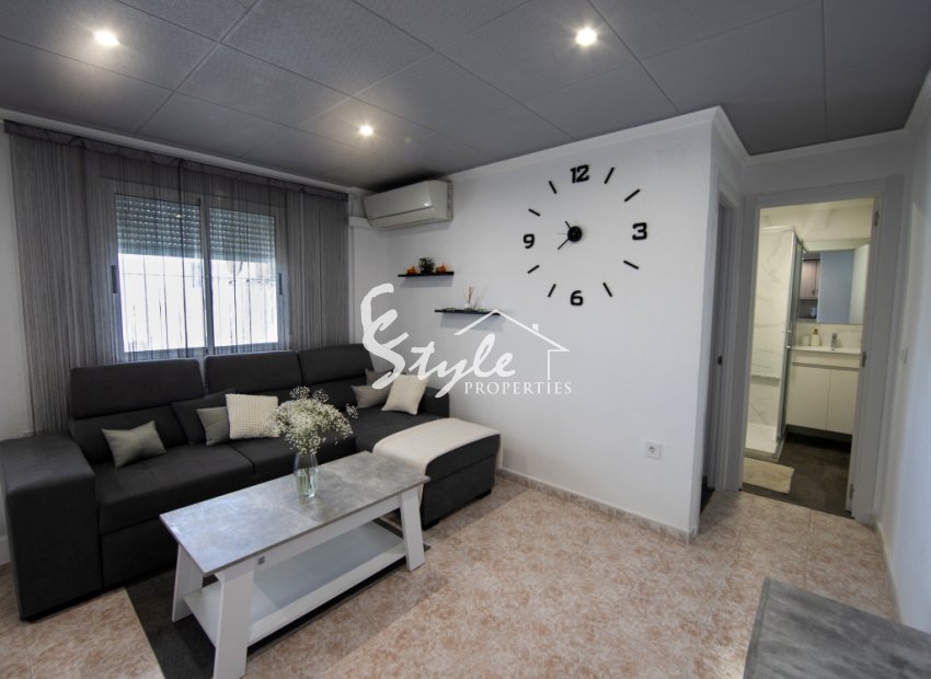 Resale - Apartament  - Torrevieja - UR TORRE DEL MORO 2