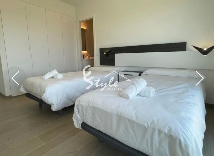 Resale - Apartament  - Villamartín - Las Colinas Golf