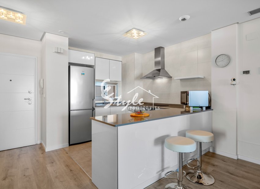 Resale - Apartament  - Villamartín - Los Dolses