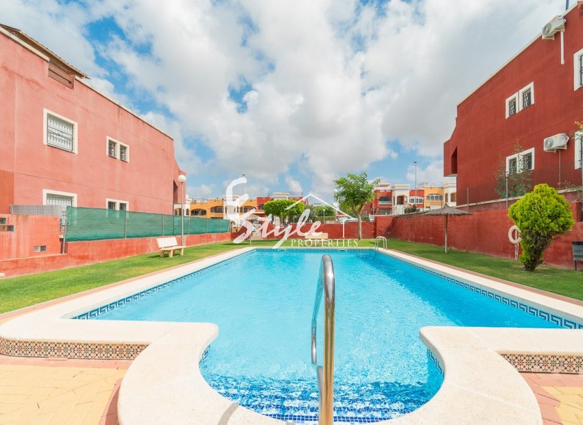 Resale - Apartament  - Villamartín - Orihuela Costa