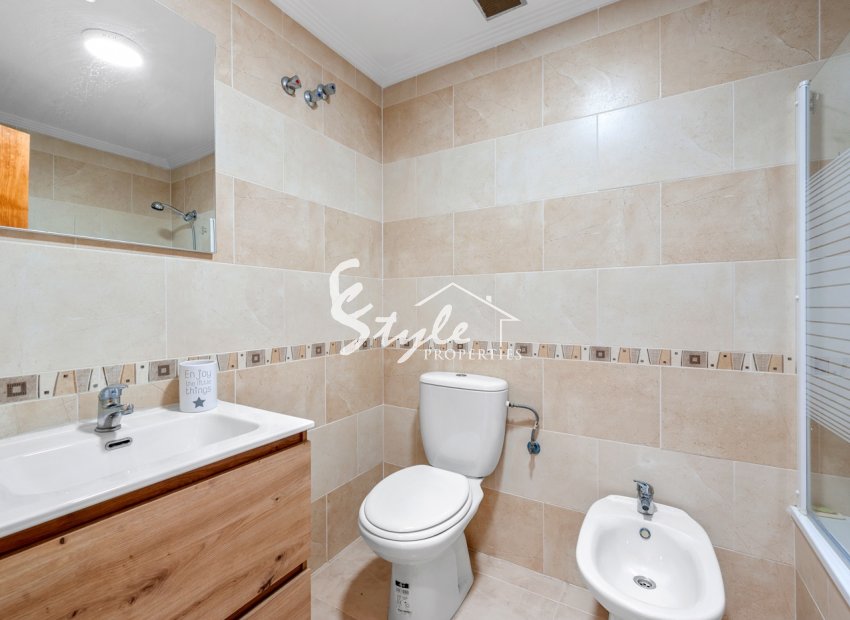 Resale - Apartament  - Villamartín - Orihuela Costa