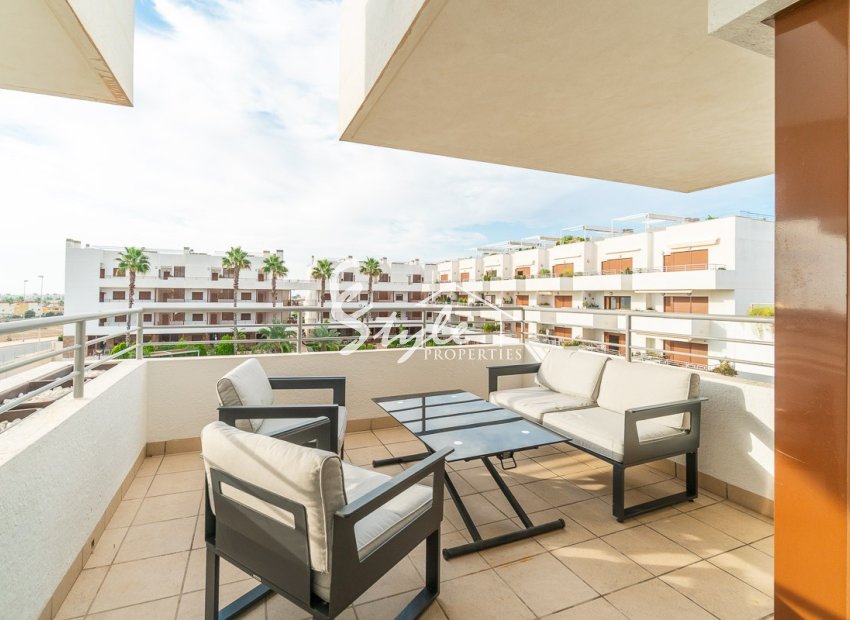 Resale - Apartament  - Villamartín - Orihuela Costa