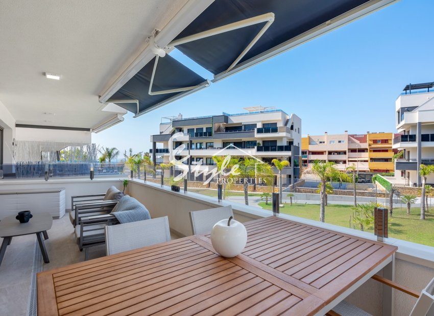 Resale - Apartament  - Villamartín - Playa Flamenca