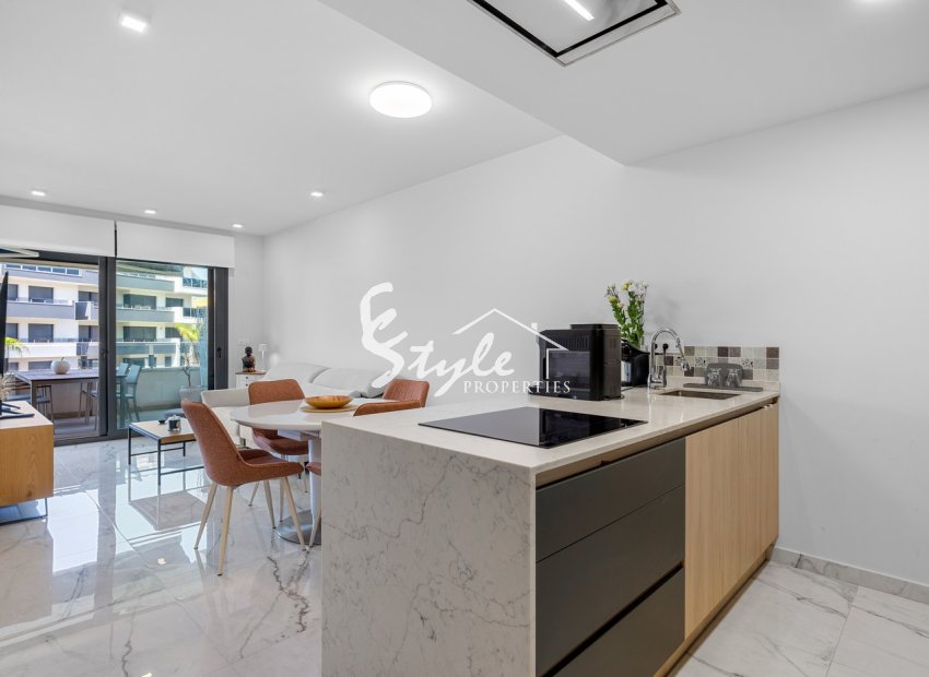 Resale - Apartament  - Villamartín - Playa Flamenca