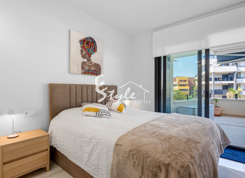 Resale - Apartament  - Villamartín - Playa Flamenca