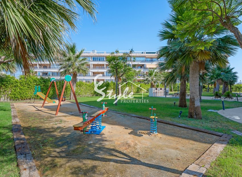 Resale - Apartament  - Villamartín - Playa Flamenca