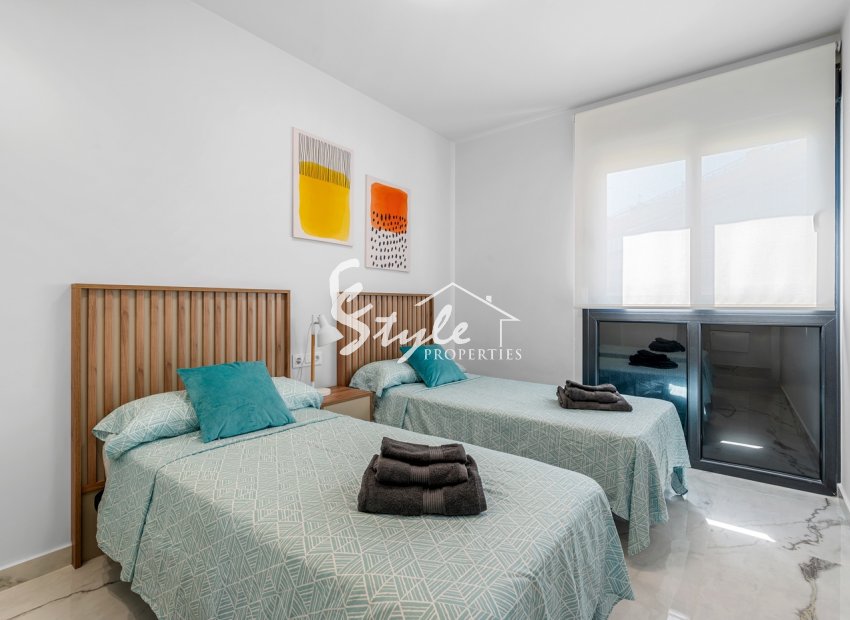Resale - Apartament  - Villamartín - Playa Flamenca