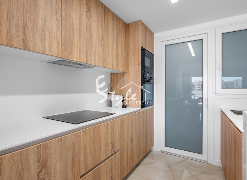 Resale - Apartament  - Villamartín - Punta Prima