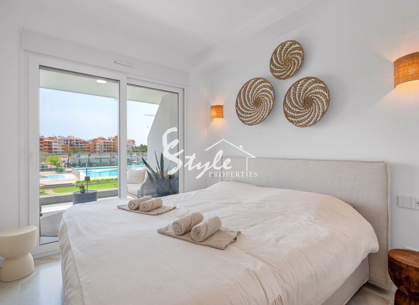 Resale - Apartament  - Villamartín - Punta Prima