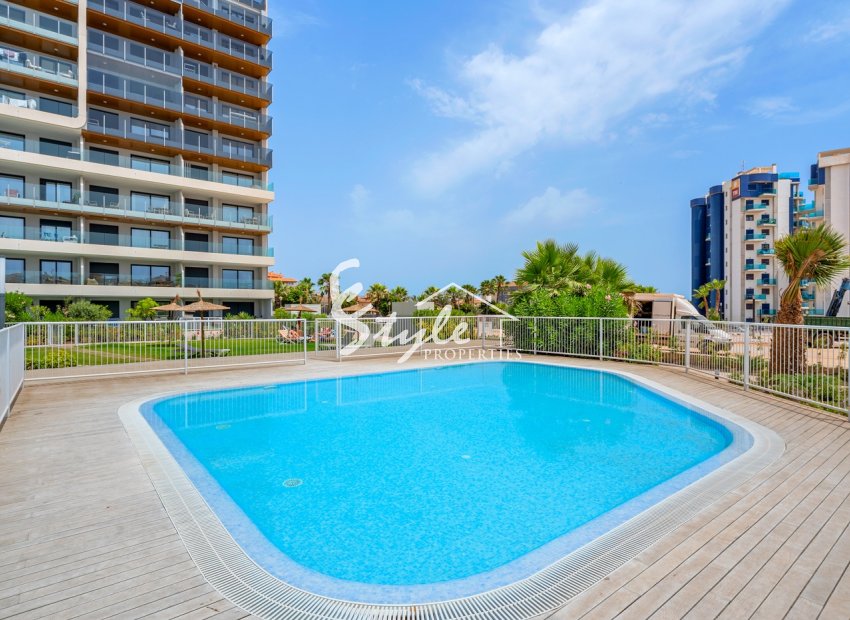 Resale - Apartament  - Villamartín - Punta Prima