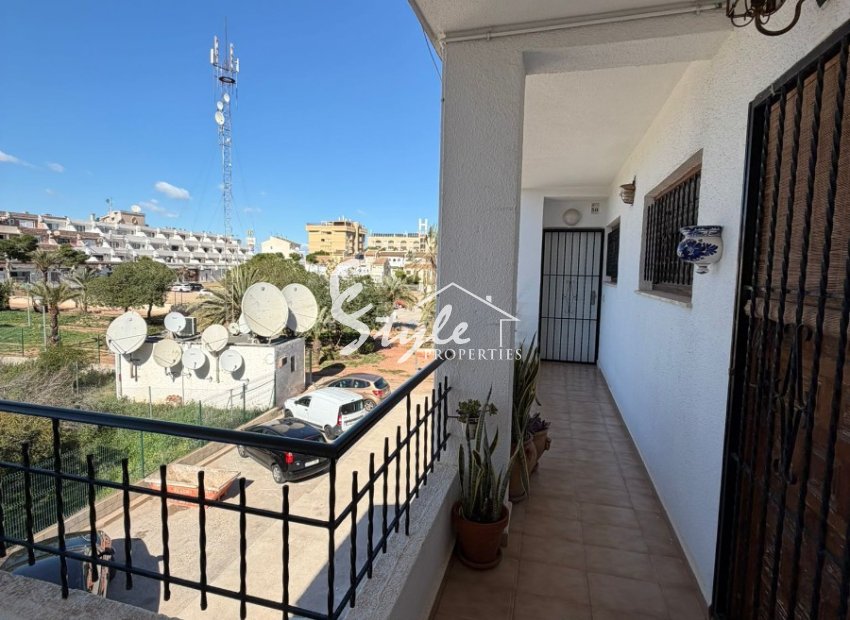 Resale - Apartament  - Villamartín - Punta Prima