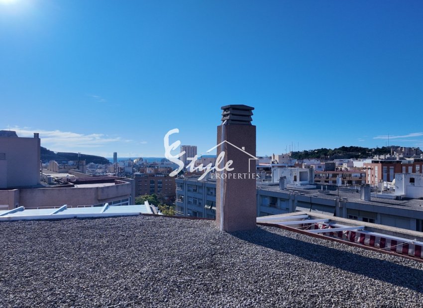 Resale - Apartamento - Alicante - Altozano