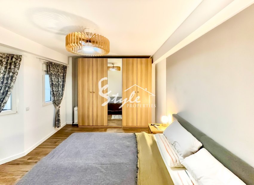 Resale - Apartamento - Alicante - Carolinas Bajas