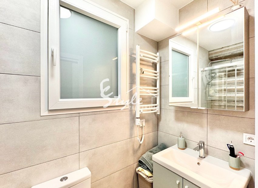 Resale - Apartamento - Alicante - Carolinas Bajas