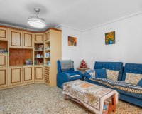 Resale - Apartamento - Arenales del Sol - Segunda linea playa