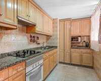 Resale - Apartamento - Arenales del Sol - Segunda linea playa